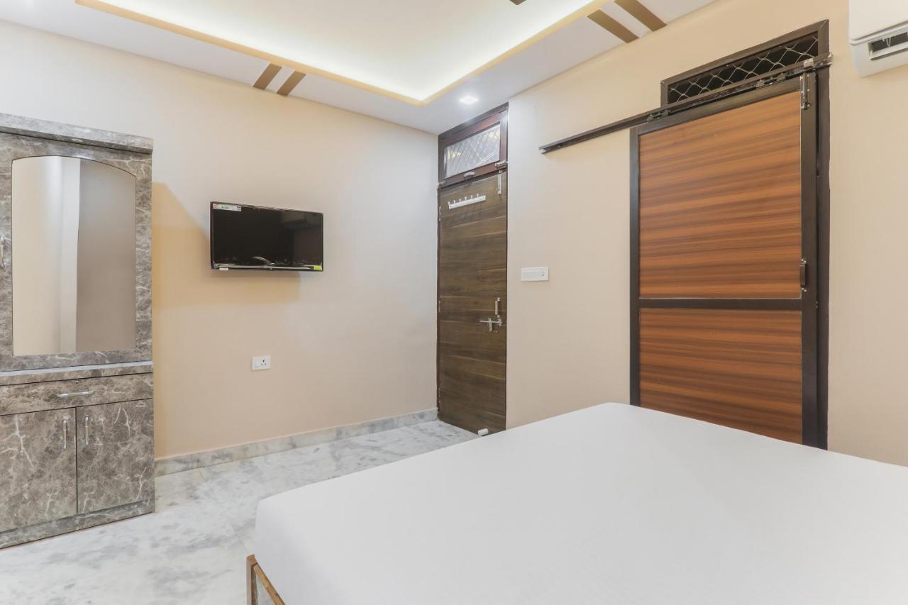 Oyo Tripureswari Guest House Puri Luaran gambar