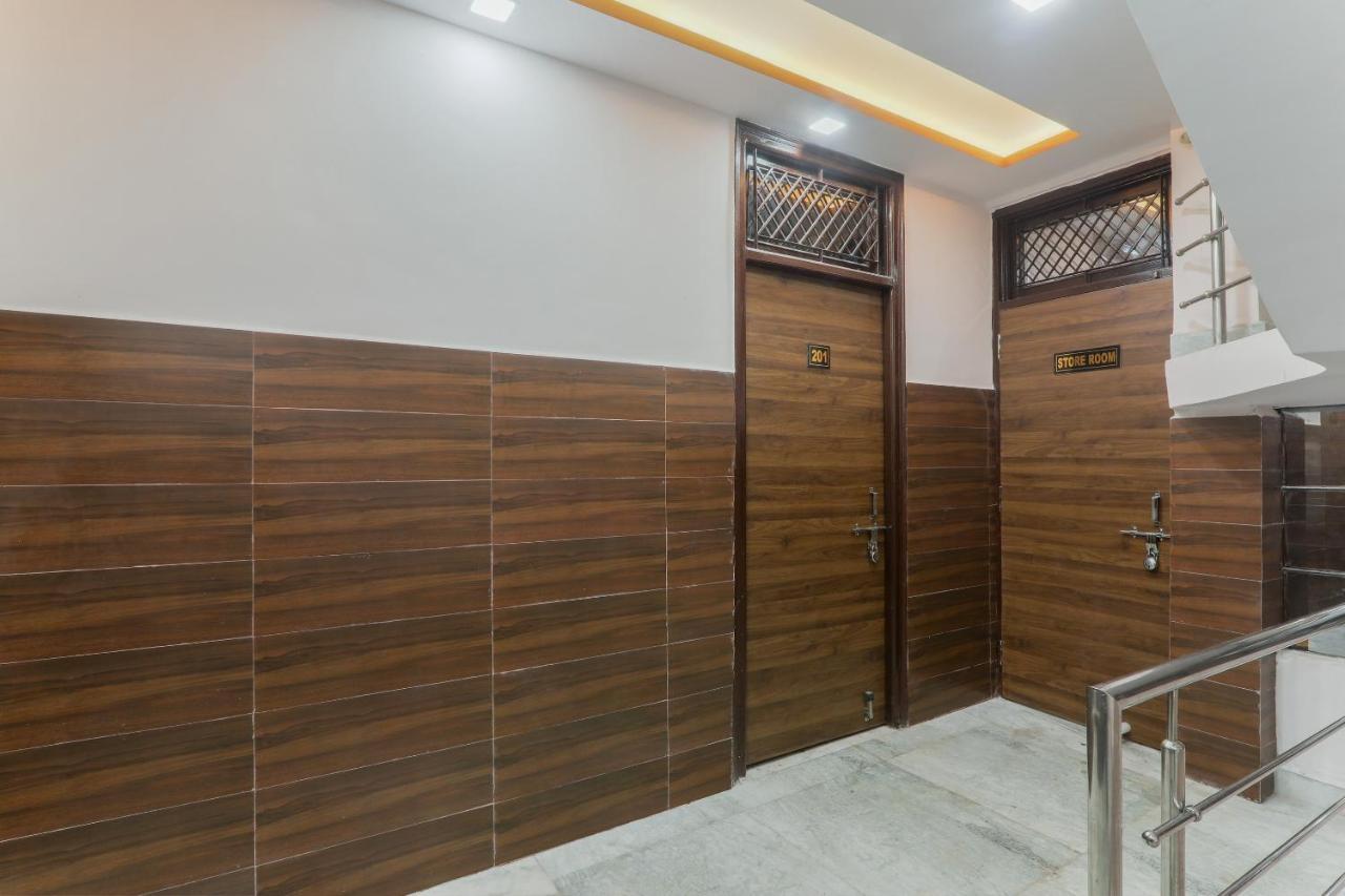 Oyo Tripureswari Guest House Puri Luaran gambar